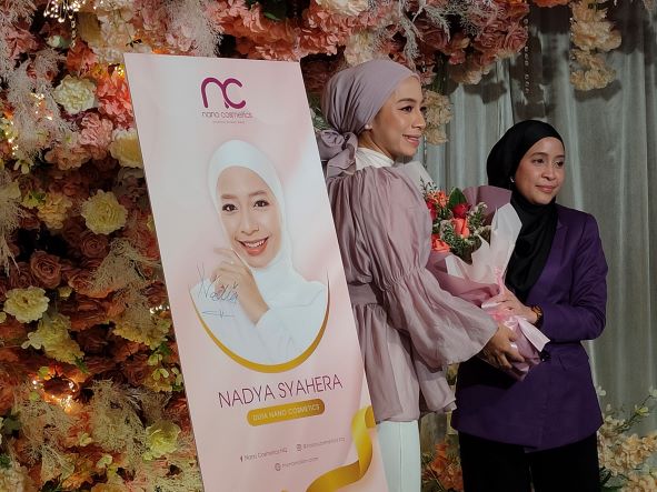 Produk Nano Cosmetics (NC) Memperkenalkan Duta Baharu Nano Cosmetics 2023 Nadya Syahera